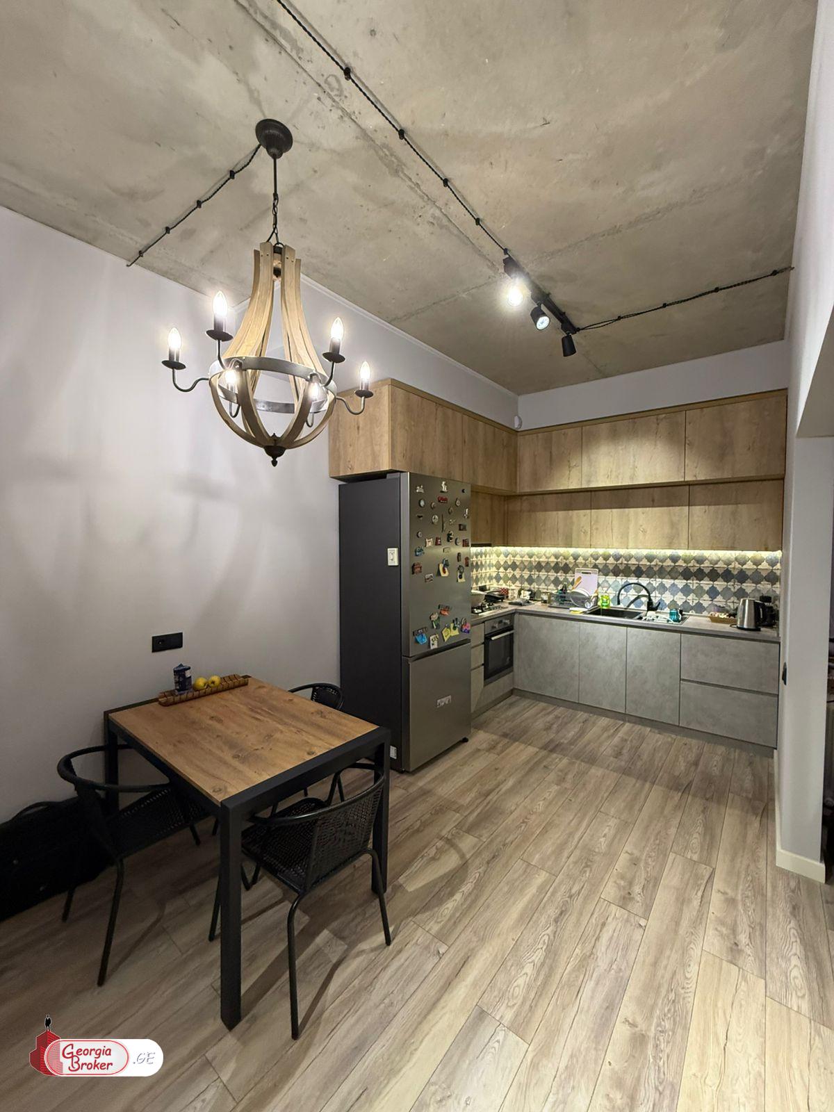 იყიდება ახალი გარემონტებული 3 ოთახიანი ბინა